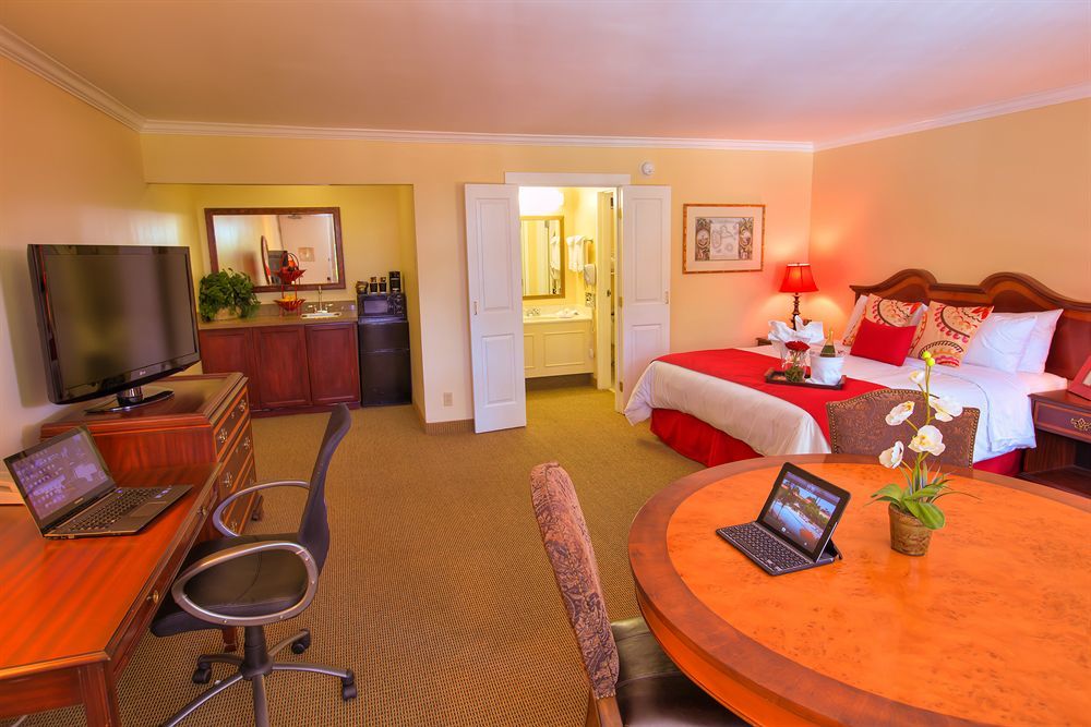 Palm Garden Hotel Thousand Oaks Zewnętrze zdjęcie
